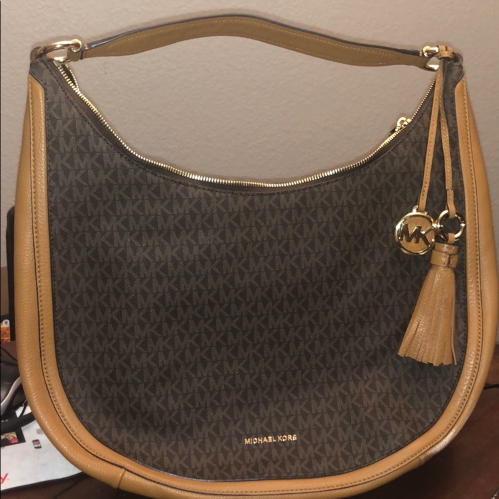 Michael Kors Lydia Purse AND Matching Wallet